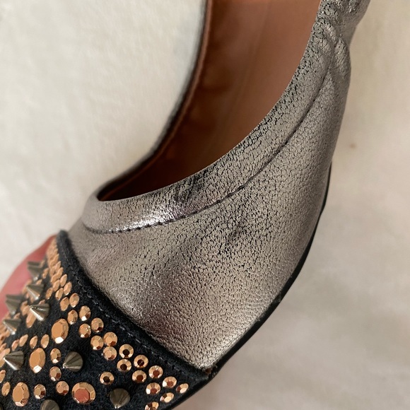 🔥3/$20 Metallic flats - Picture 4 of 5